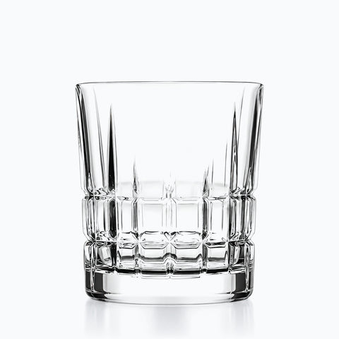 Verre à Whisky Taillé, sur fond blanc
