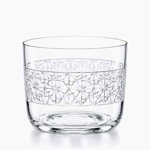 Verre à whisky taillé étoiles en cristal incolore, bandeau d'étoiles ceinturant le milieu