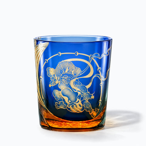 Verre à Whisky Voyage, avec son ombre portée, sur fond blanc