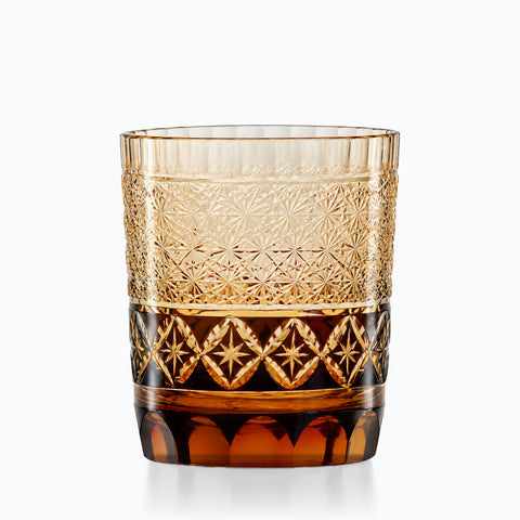 Verre Ancien Coloré, couleur ancien rubis, sur fond blanc
