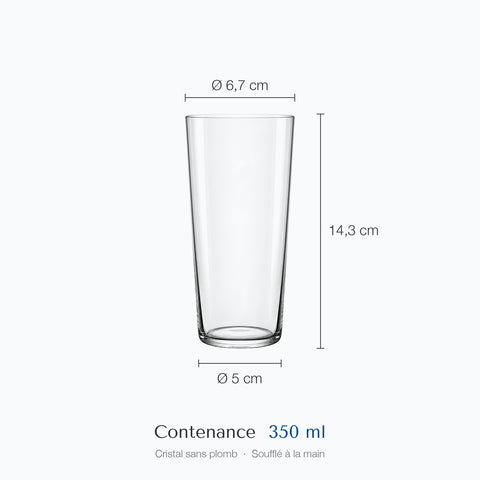 Verre café glacé Carène sur fond blanc : 14,3 cm de haut, 6,7 cm de diamètre au bord, 5 cm à la base, 35 cl