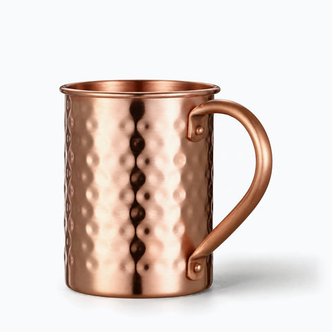 Verre à Cocktail Cuivre, avec son ombre portée, sur fond blanc
