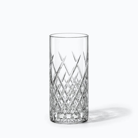 Verre Cocktail Whisky Haut, avec son ombre portée, sur fond blanc