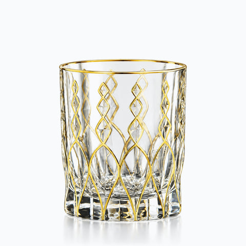 Verre Contour Doré, sur fond blanc