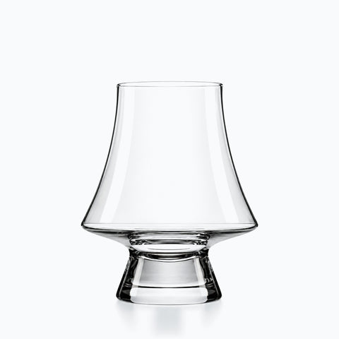 Verre de Dégustation Rhum, sur fond blanc