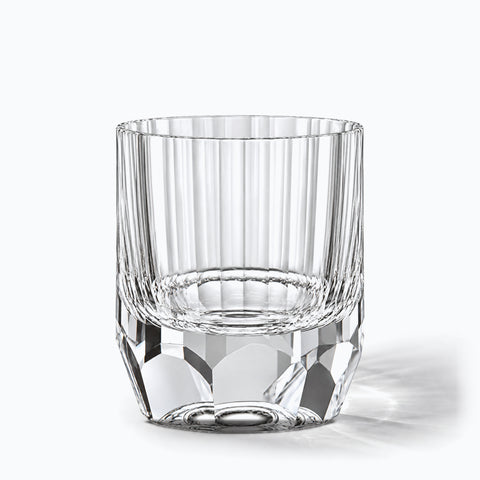 Verre à Whisky Fond Épais, avec son ombre portée, sur fond blanc