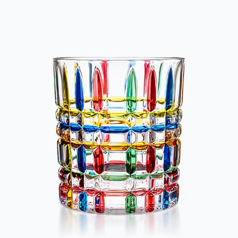 Verre à Eau Fantaisie, sur fond blanc