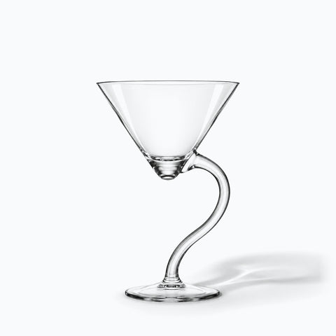 Verre Martini Original, avec son ombre portée, sur fond blanc