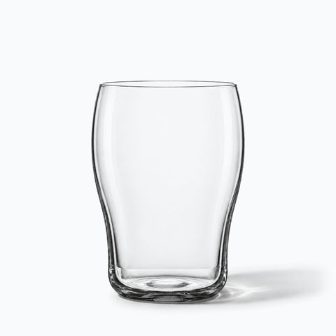 Verre nonic Cambrure seul sur fond blanc, ombre portée