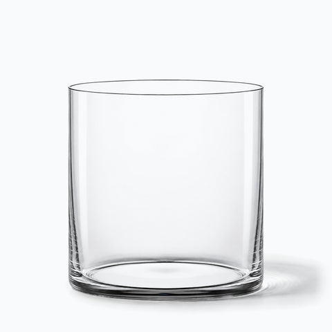 Verre old fashioned Semplice seul sur fond blanc, ombre portée
