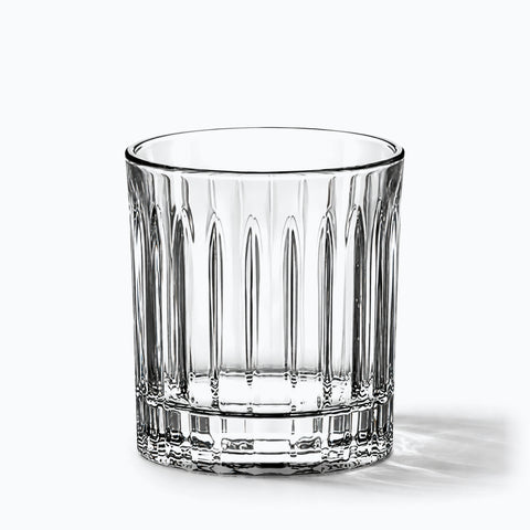 Verre Standard à Whisky, avec son ombre portée, sur fond blanc