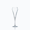 Verre à Tulipe Champagne CristalFlora, sur fond blanc