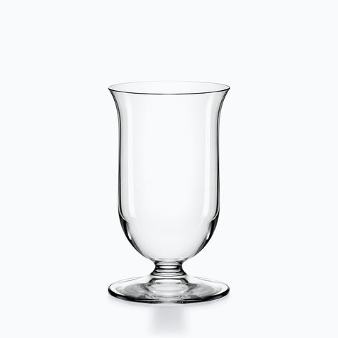 Verre Tulipe Cognac, sur fond blanc
