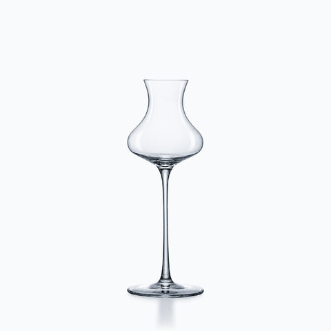 Verre tulipe digestif transparent, panse bulbeuse, longue jambe fine et base large