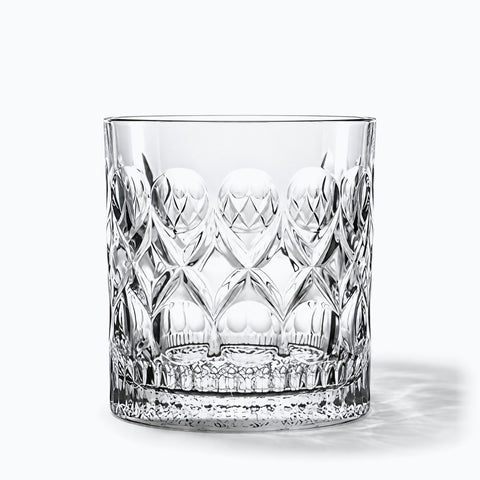 Verre Whisky Peaky Blinders, avec son ombre portée, sur fond blanc